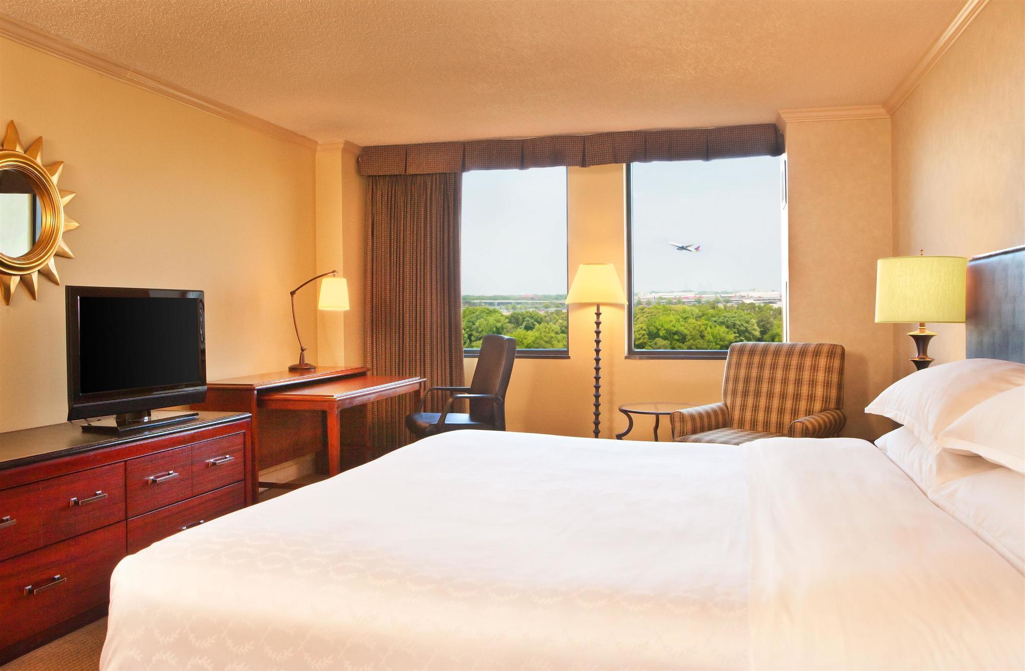 College Park Sheraton Atlanta Airport Hotel מראה חיצוני תמונה