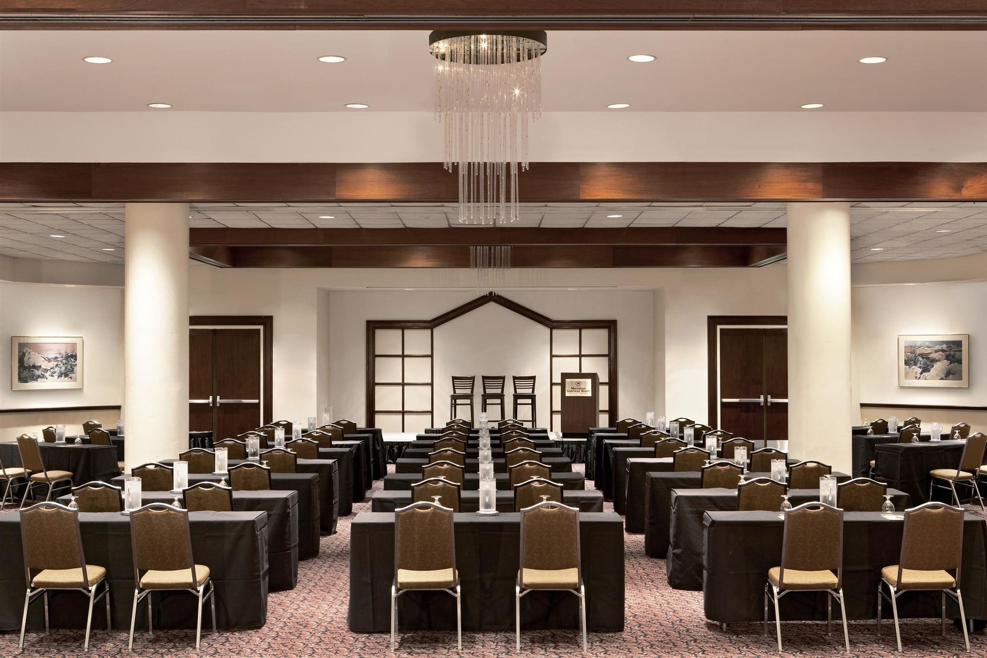 College Park Sheraton Atlanta Airport Hotel מראה חיצוני תמונה