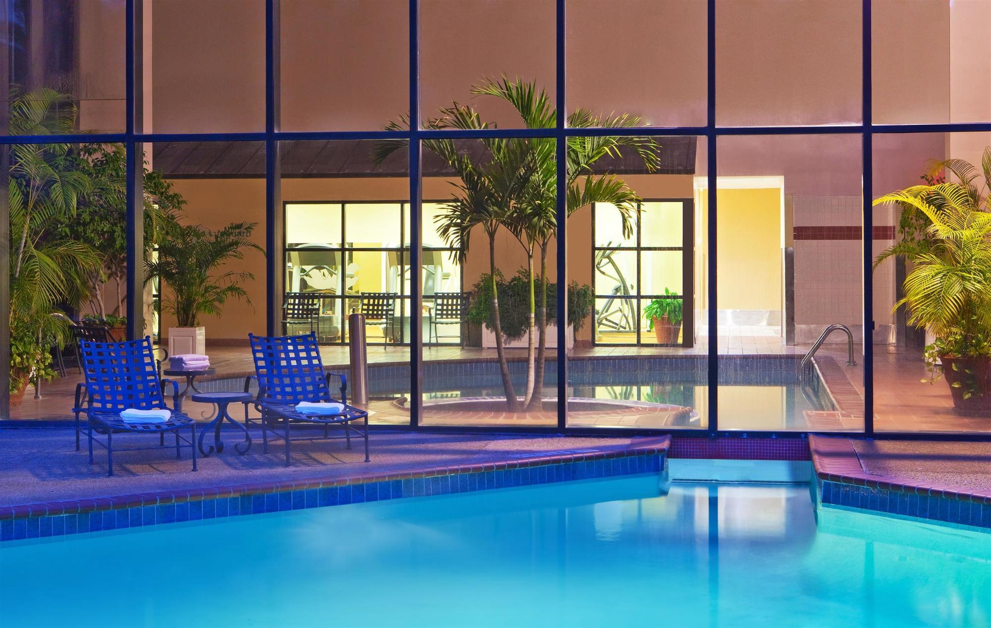 College Park Sheraton Atlanta Airport Hotel מראה חיצוני תמונה